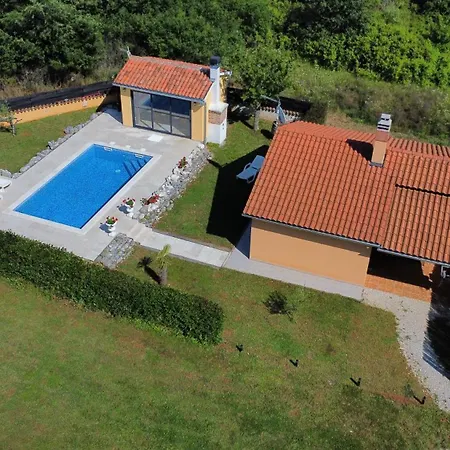Vakantiehuis Leona Sveti Petar u Sumi