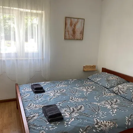 Leona Сasa de vacaciones Sveti Petar u Sumi